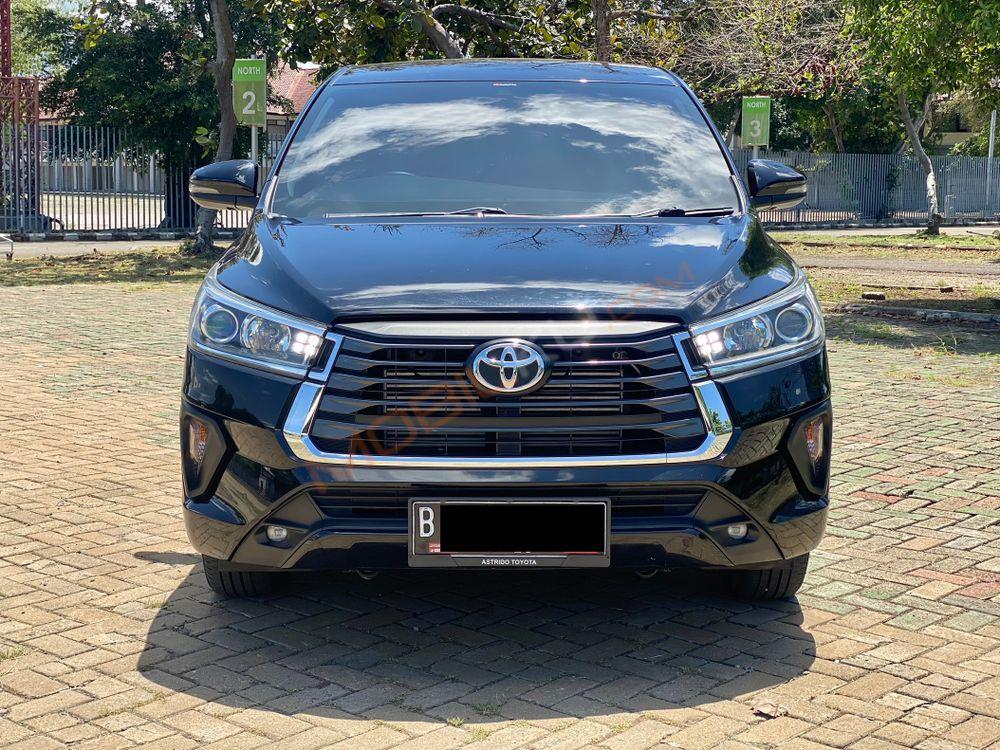 Mobil Toyota Kijang Innova 2021