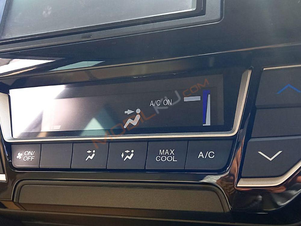 Mobil Honda Mobilio 2017