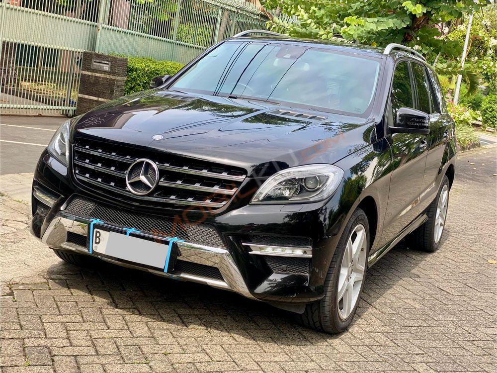 Mobil Mercedes-Benz ML 2015