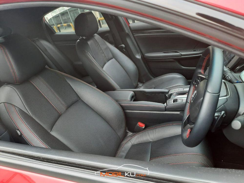 Mobil Honda Civic Sedan 2021