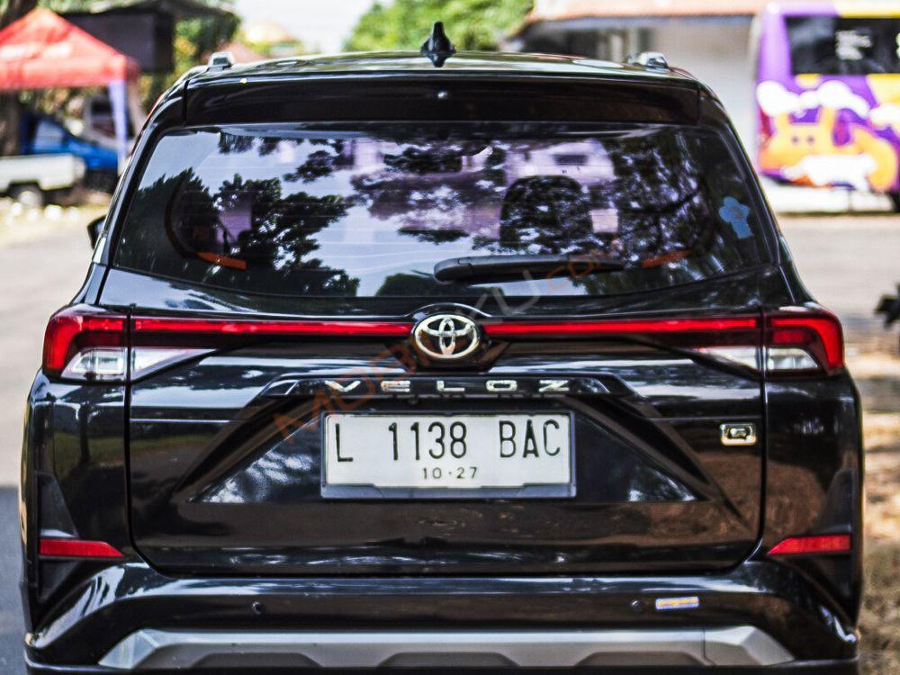 Mobil Toyota Veloz 2022