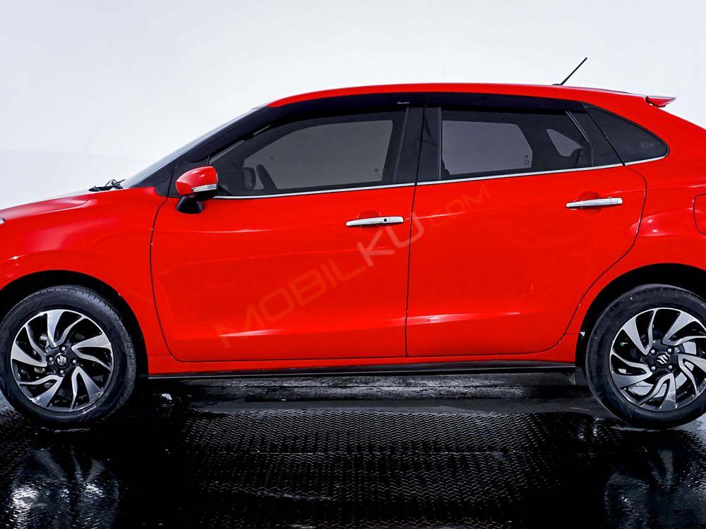 Mobil Suzuki Baleno 2020