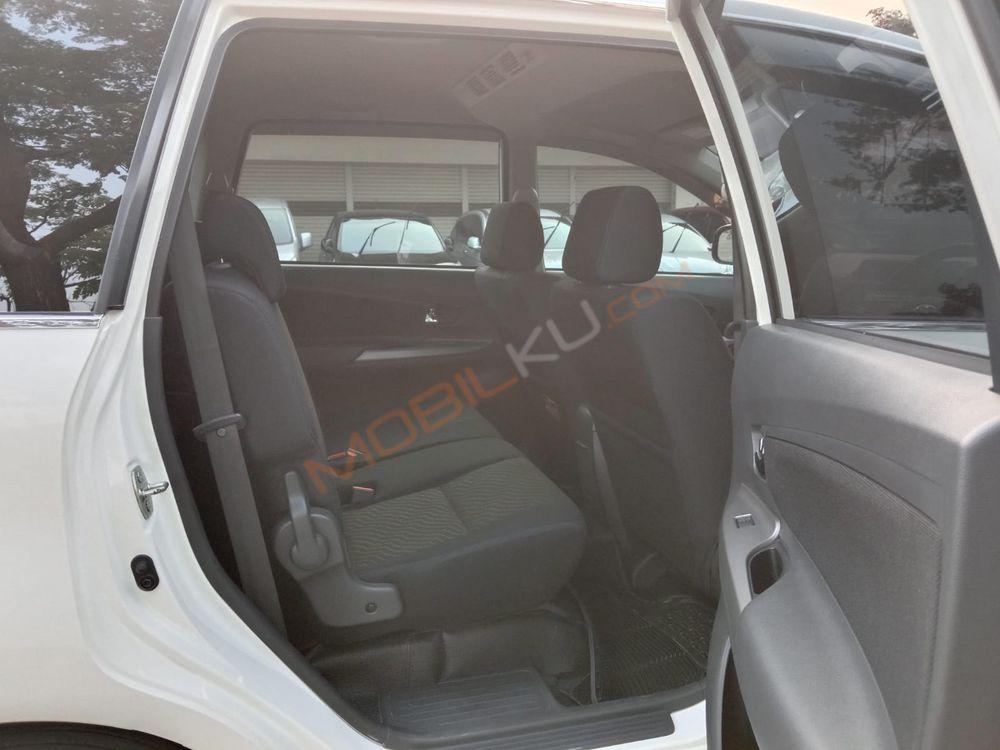 Mobil Toyota Avanza 2017