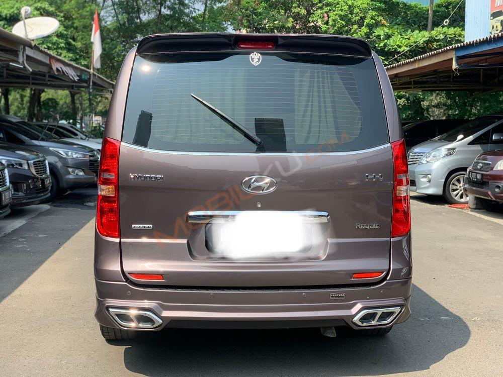 Mobil Hyundai H-1 2018