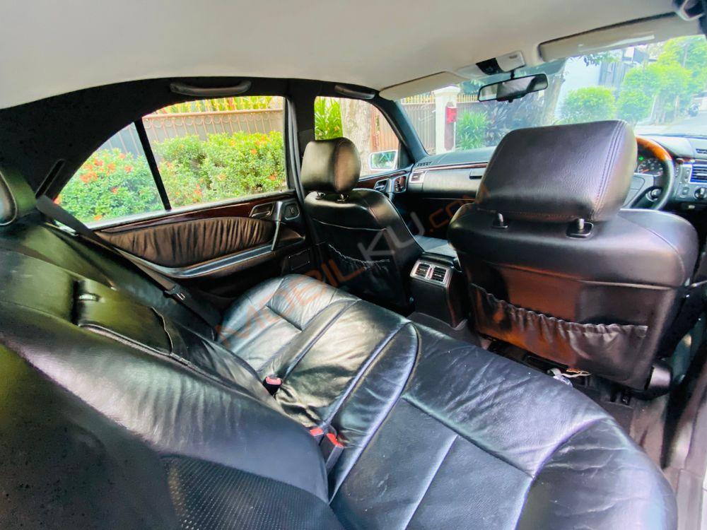 Mobil Mercedes-Benz E-Class 1996