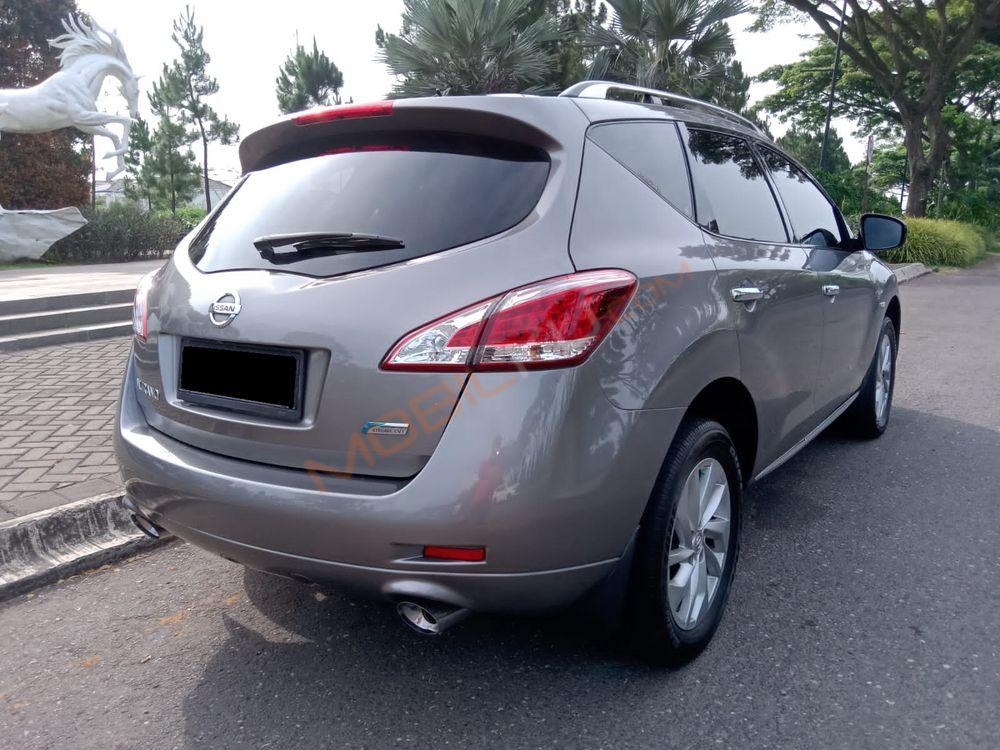 Mobil Nissan Murano 2012