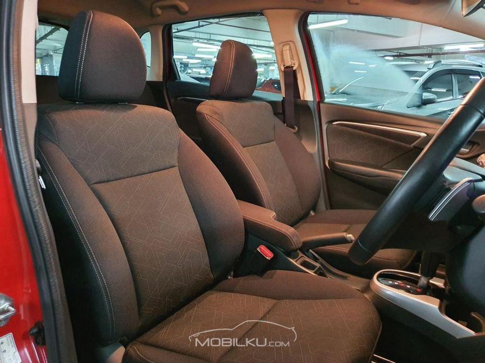 Mobil Honda Jazz 2016