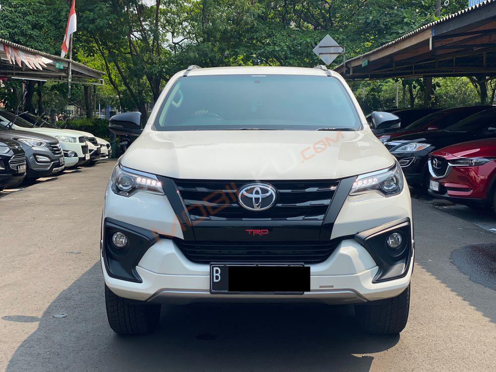 Mobil Toyota Fortuner 2019