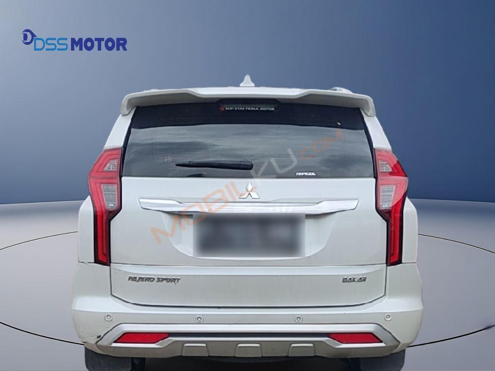 Mobil Mitsubishi Pajero Sport 2021