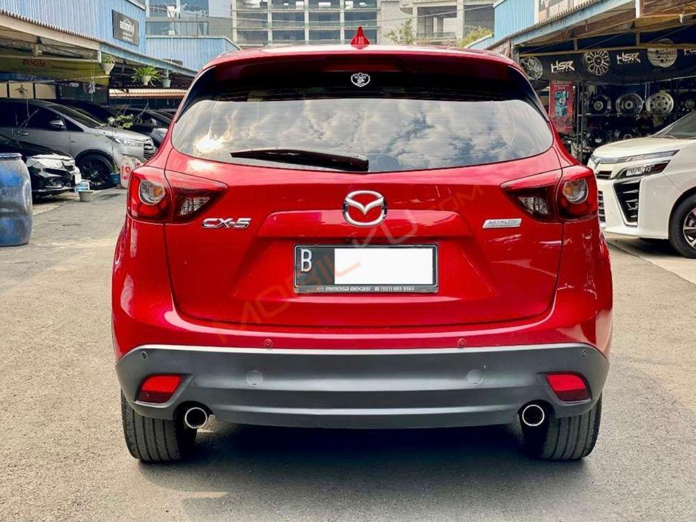 Mobil Mazda CX-5 2015