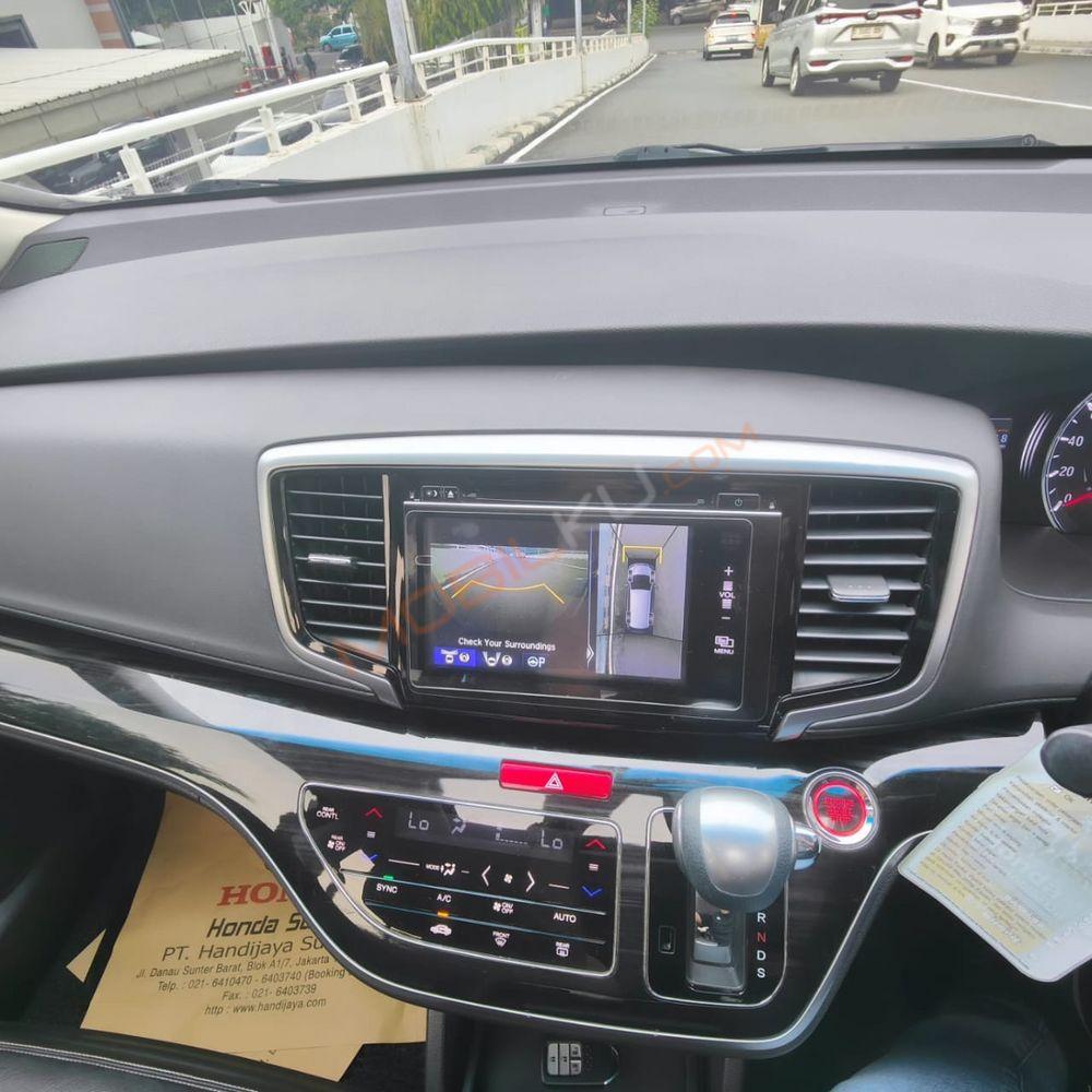 Mobil Honda Odyssey 2019