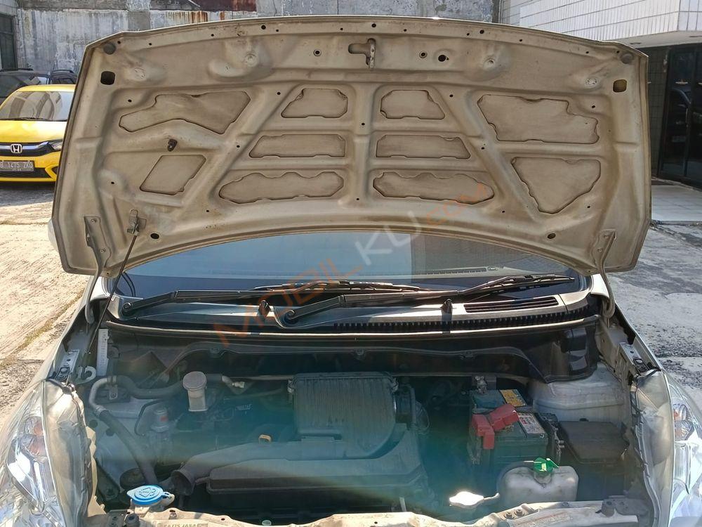 Mobil Suzuki Ertiga 2016