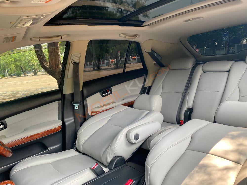 Mobil Toyota Harrier 2008