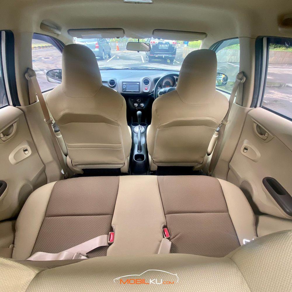 Mobil Honda Brio 2013