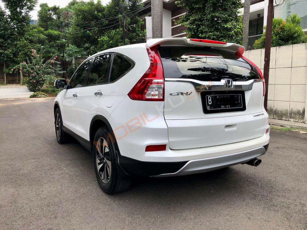Mobil Honda CR-V 2015