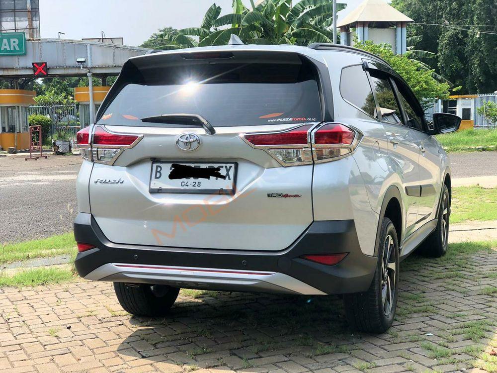 Mobil Toyota Rush 2019