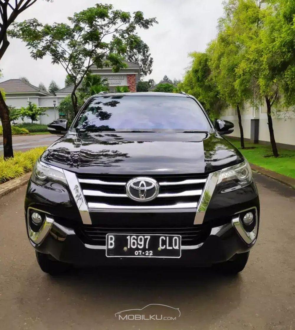 Mobil Toyota Fortuner 2016