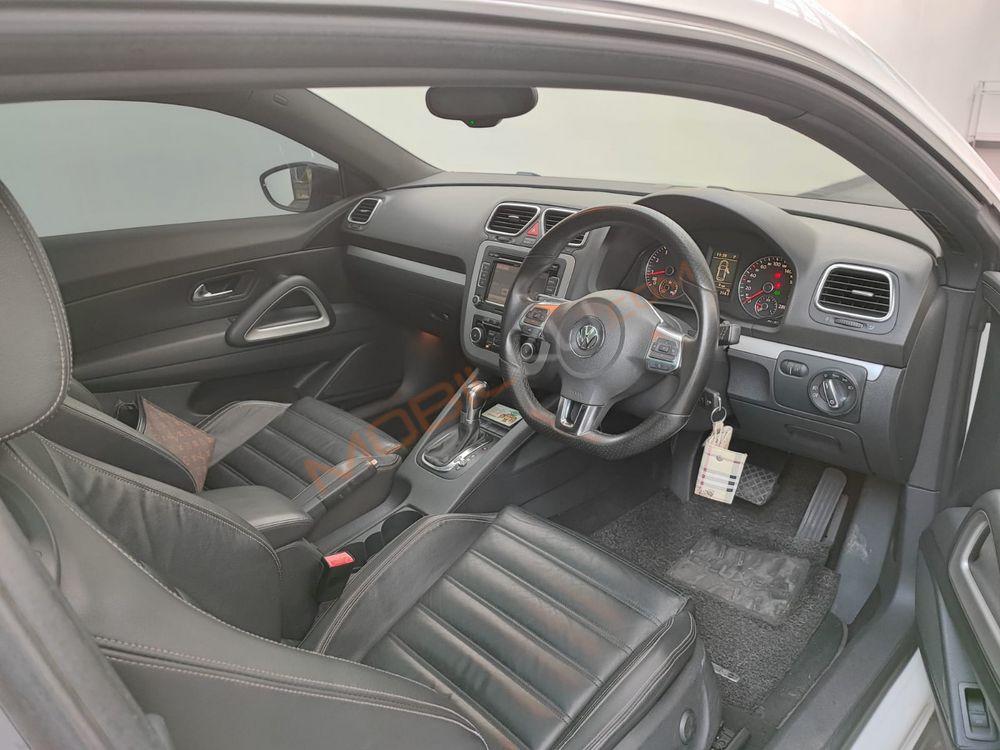 Mobil Volkswagen Scirocco 2011