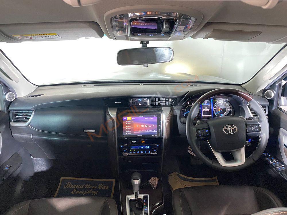 Mobil Toyota Fortuner 2018