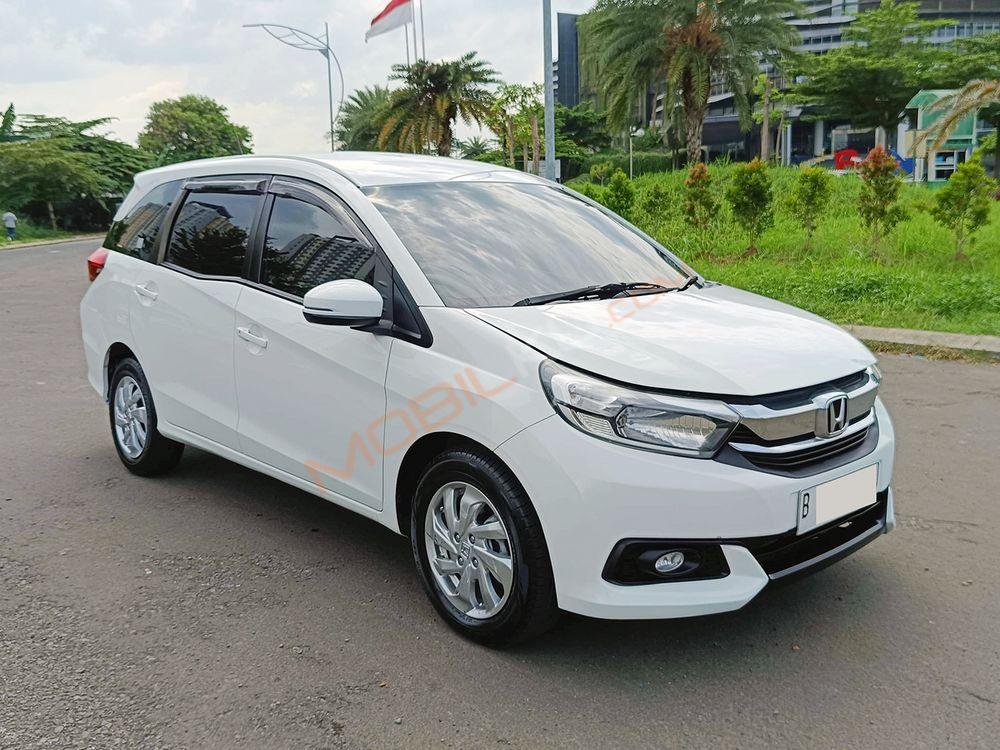 Mobil Honda Mobilio 2017