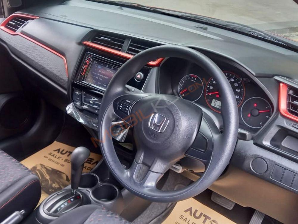 Mobil Honda Brio 2021