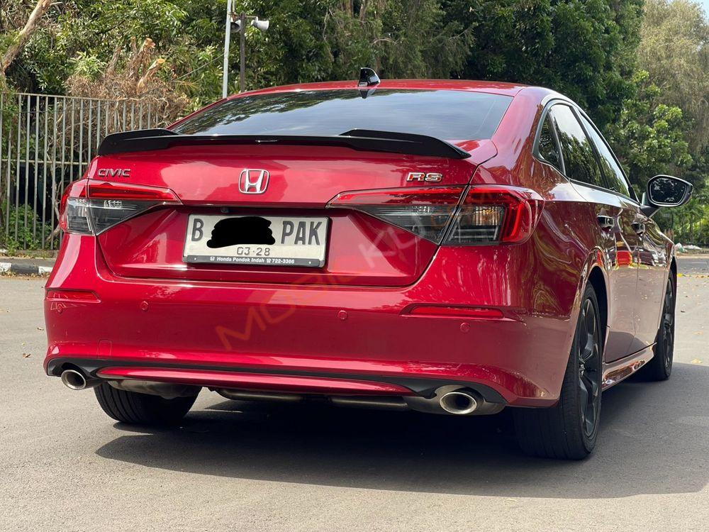 Mobil Honda Civic Sedan 2023