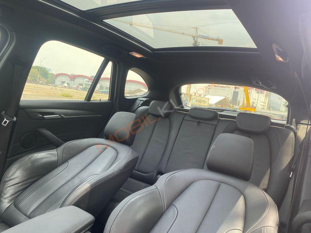Mobil BMW X1 2019