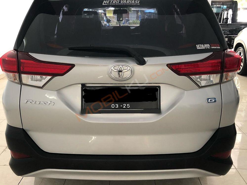 Mobil Toyota Rush 2020