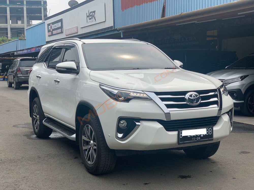 Mobil Toyota Fortuner 2016