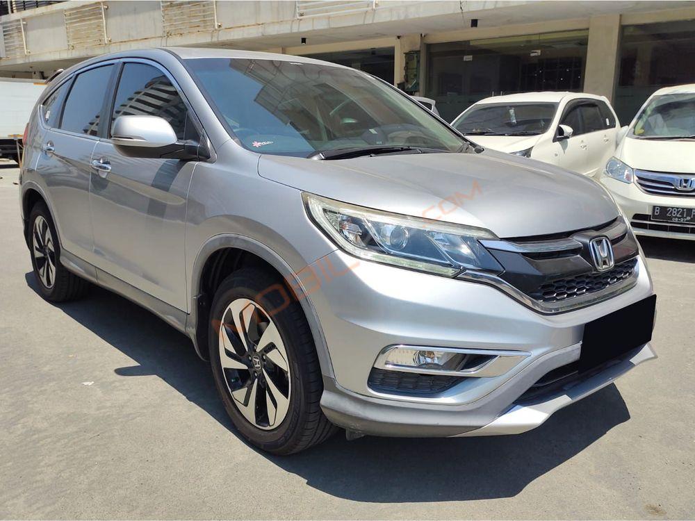 Mobil Honda CR-V 2016
