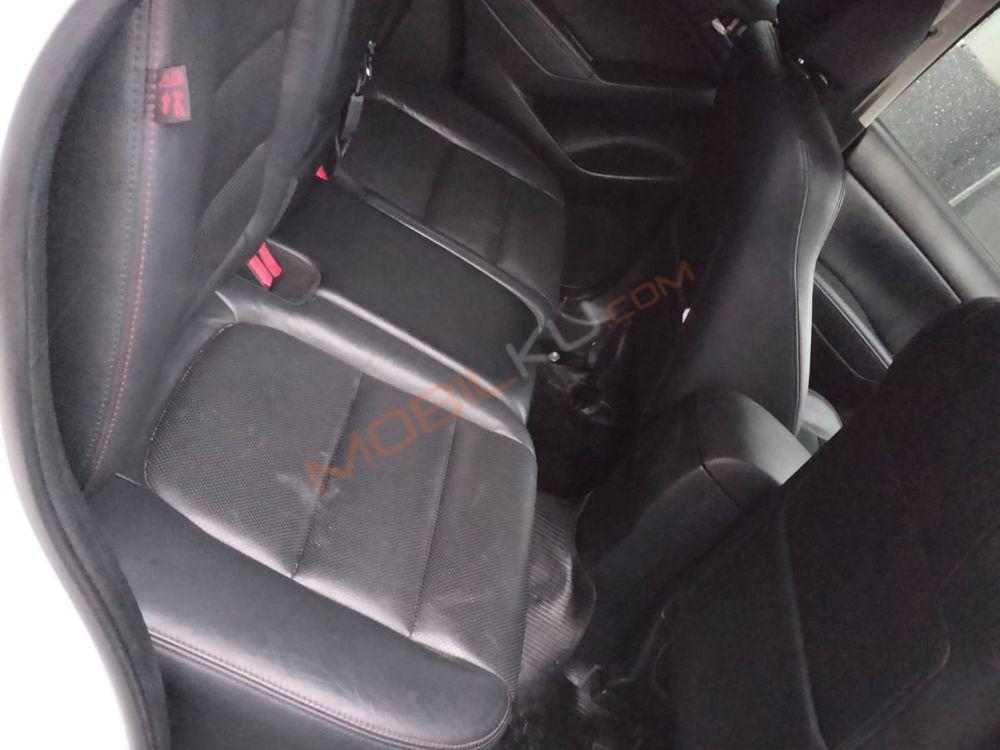 Mobil Mazda CX-5 2013