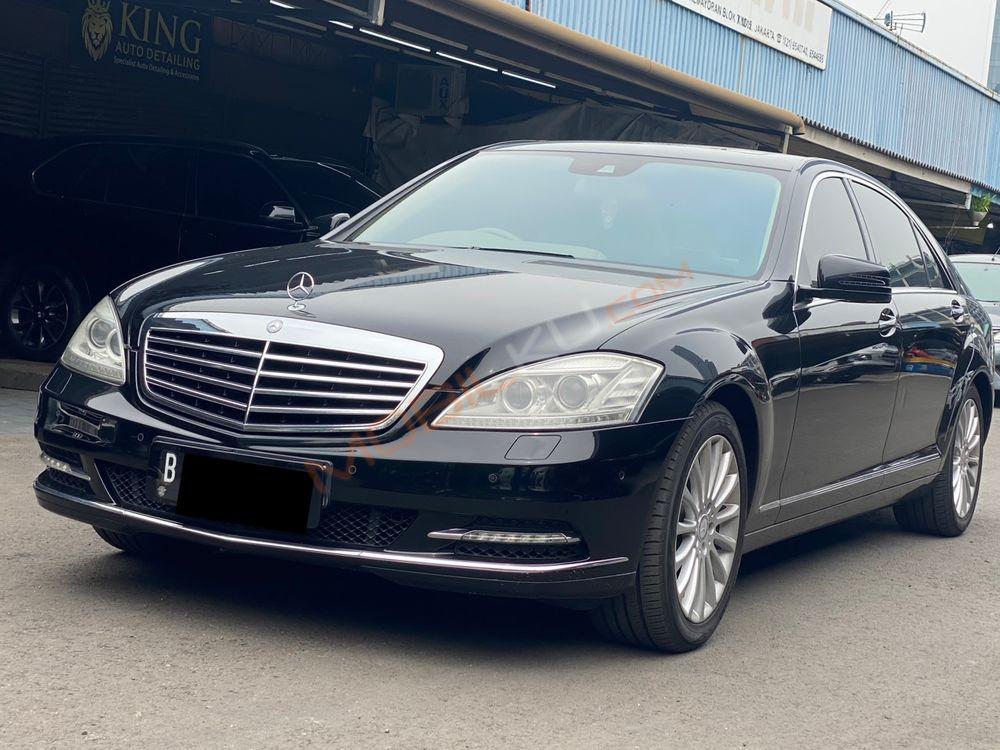 Mobil Mercedes-Benz S-Class 2011