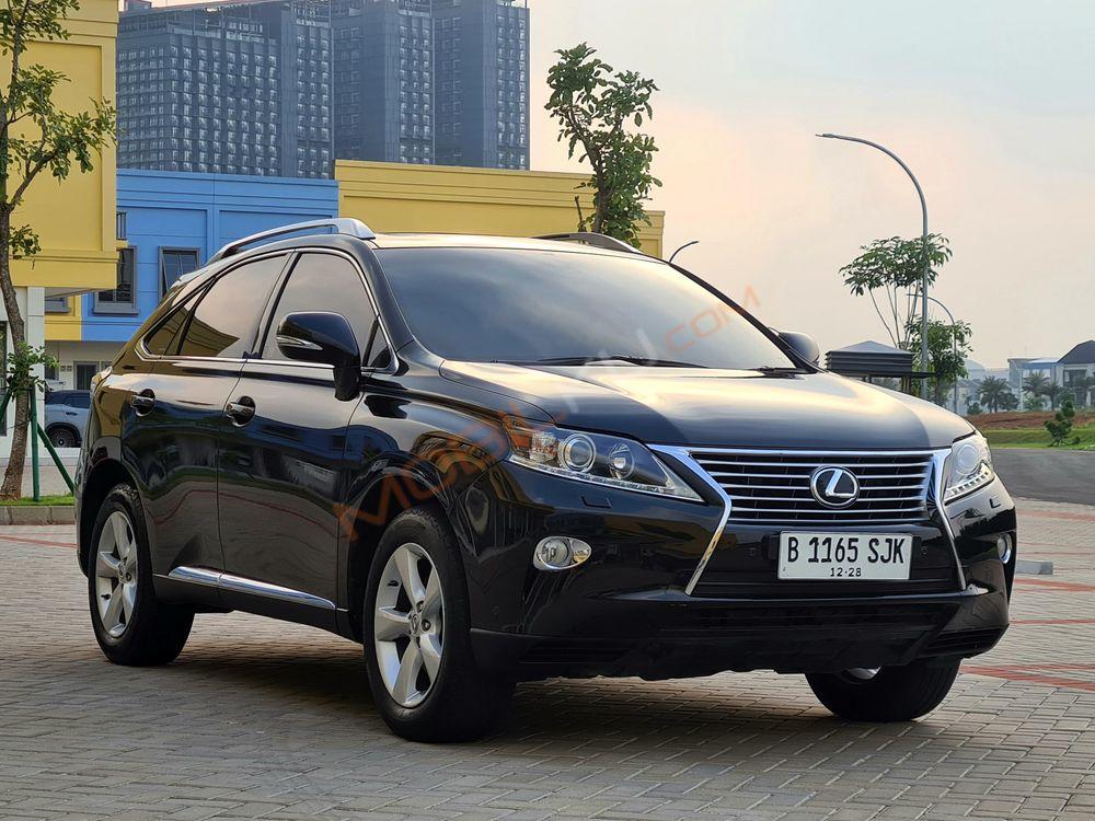 Mobil Lexus RX 2013