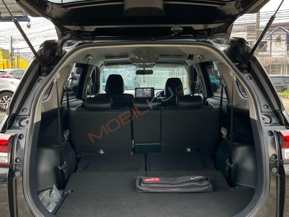 Mobil Toyota Avanza 2022