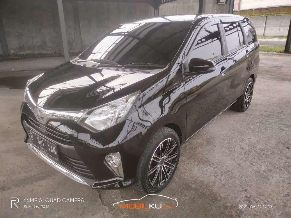 Mobil Toyota Calya 2017
