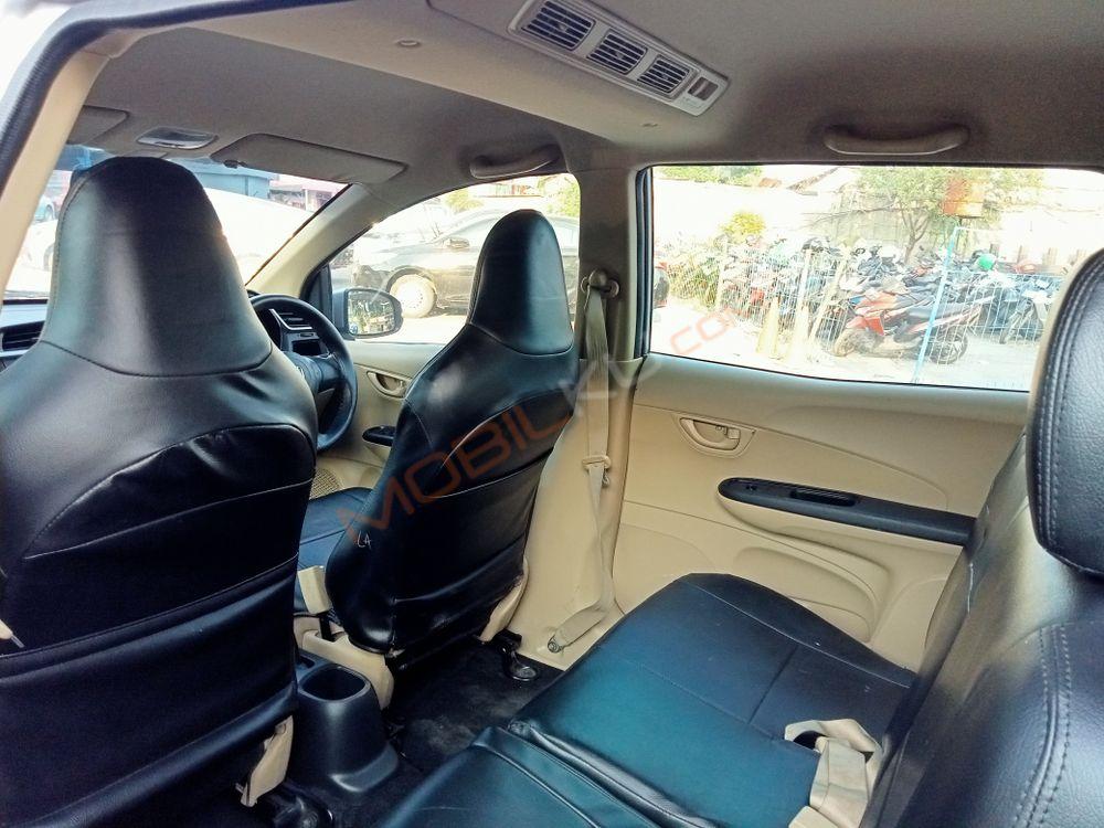 Mobil Honda Mobilio 2016