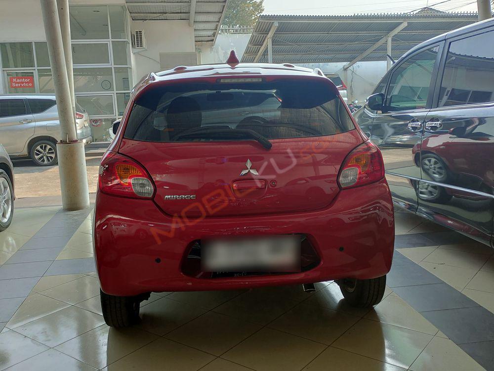 Mobil Mitsubishi Mirage 2014