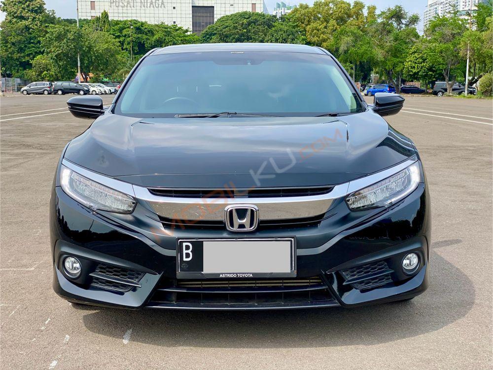 Mobil Honda Civic Sedan 2017