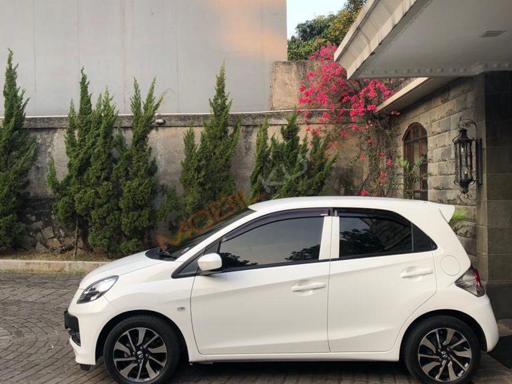 Mobil Honda Brio 2014