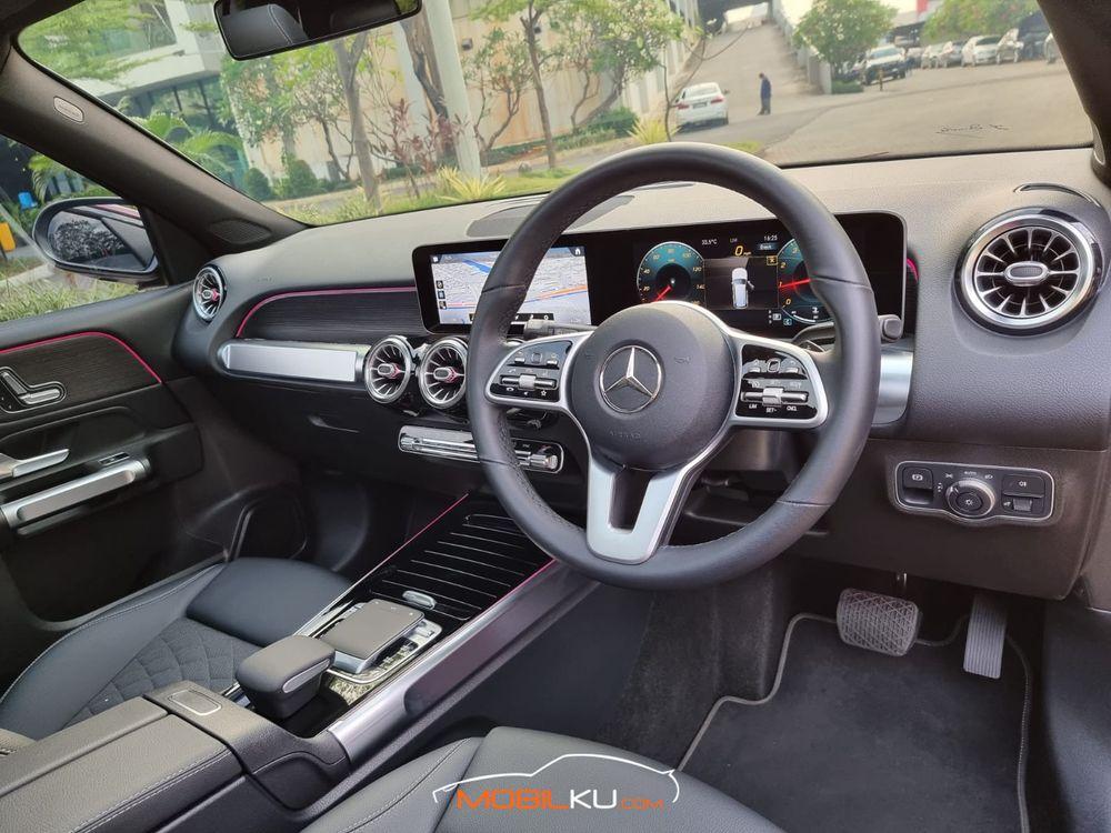 Mobil Mercedes-Benz GLB 2020