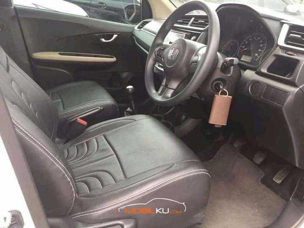 Mobil Honda Brio 2018