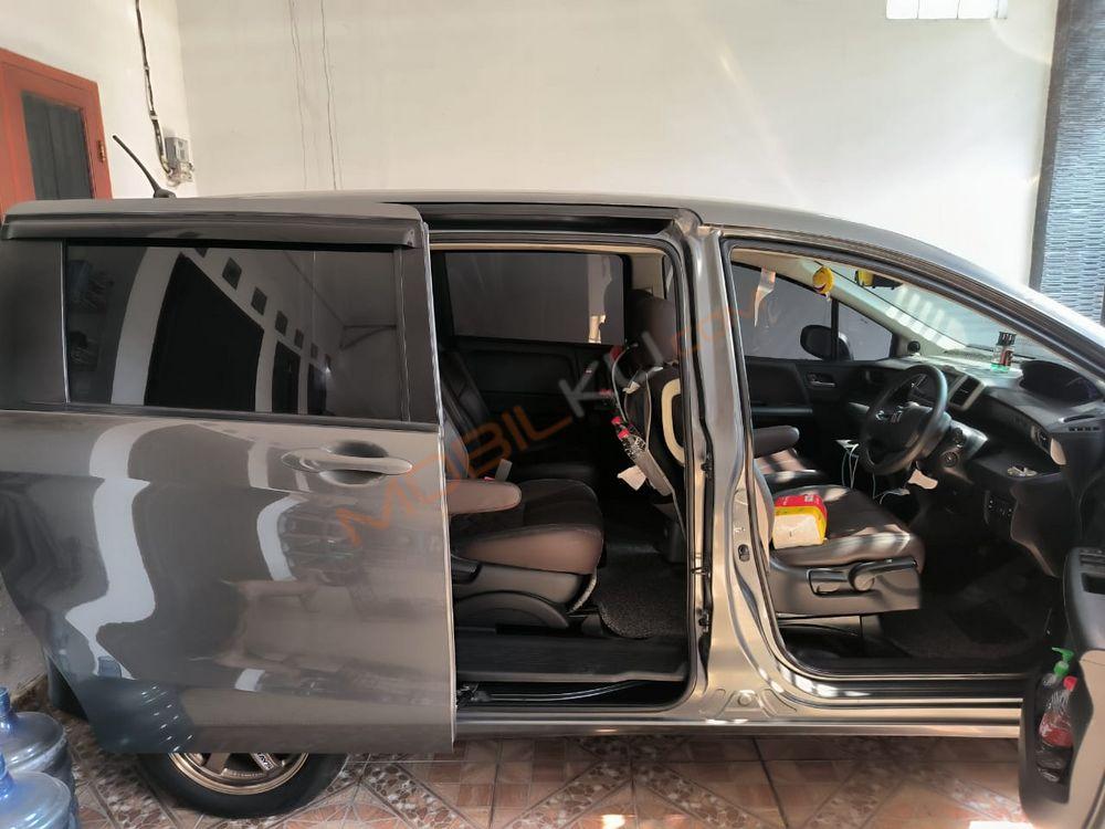 Mobil Honda Freed 2014