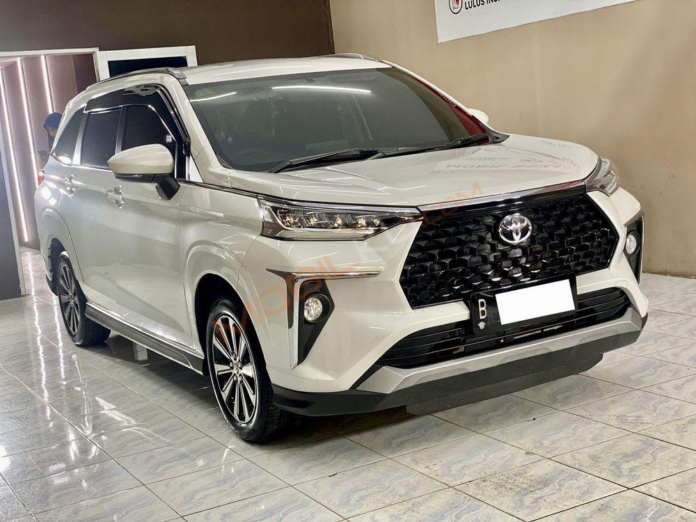 Mobil Toyota Avanza 2022