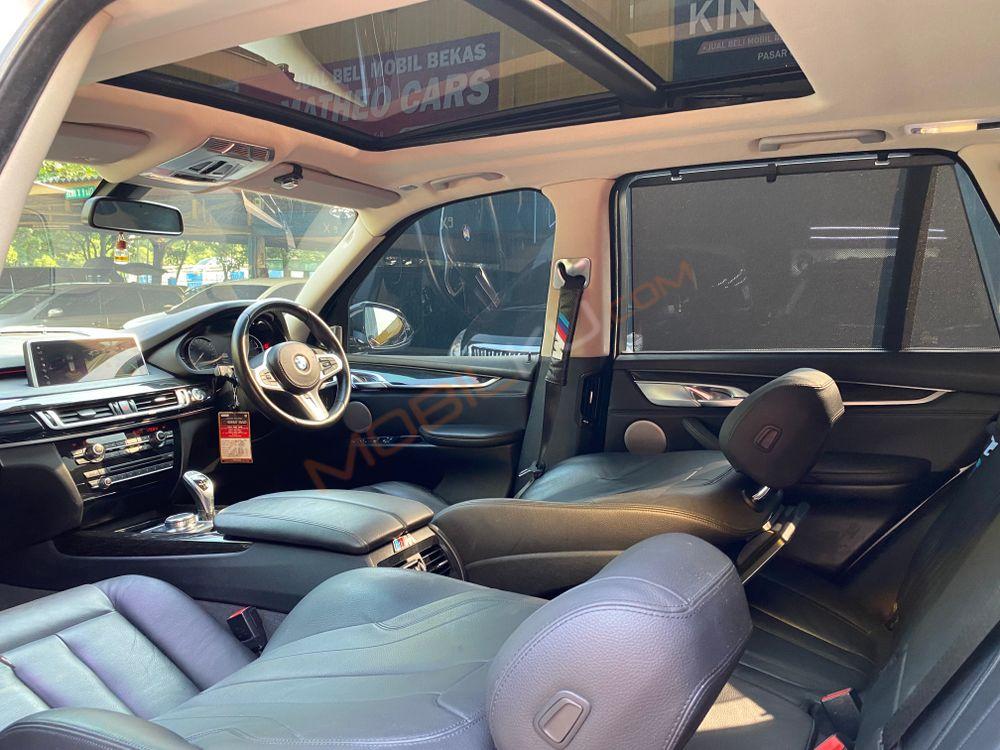 Mobil BMW X5 2018