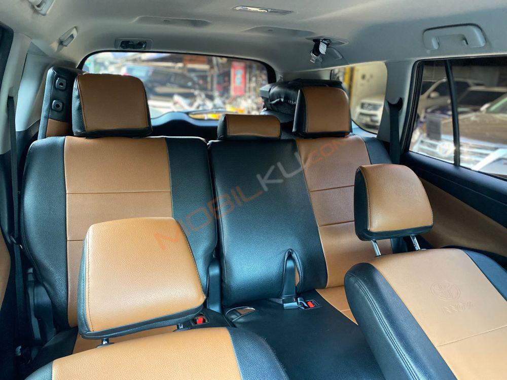 Mobil Toyota Kijang Innova 2020