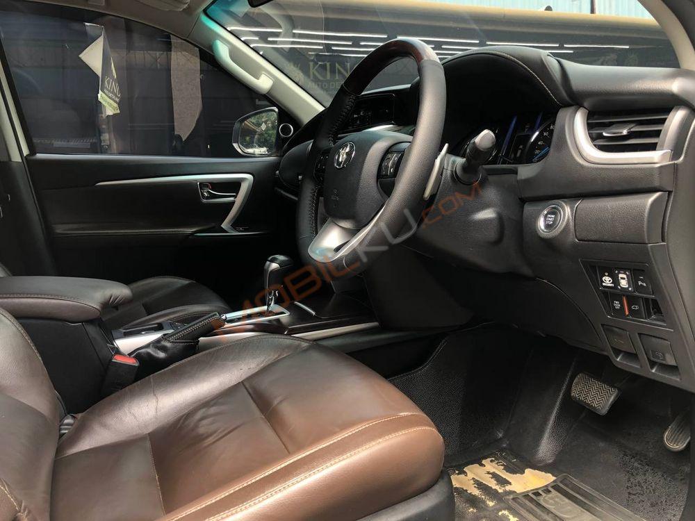 Mobil Toyota Fortuner 2017