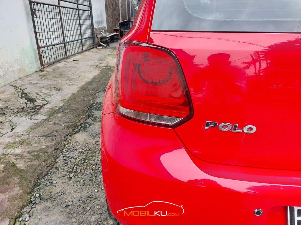 Mobil Volkswagen Polo 2013