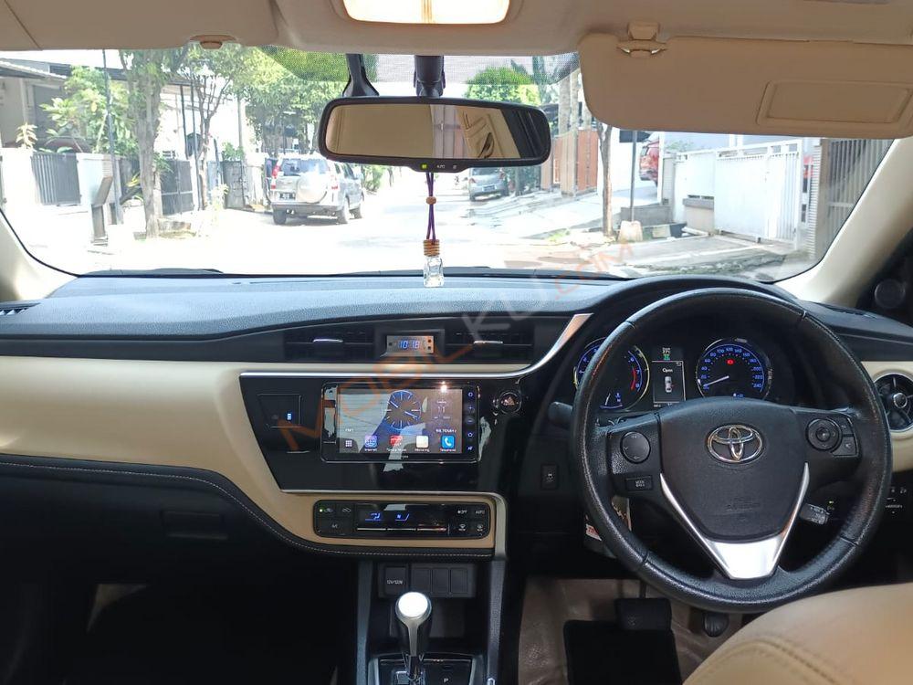 Mobil Toyota Corolla 2018