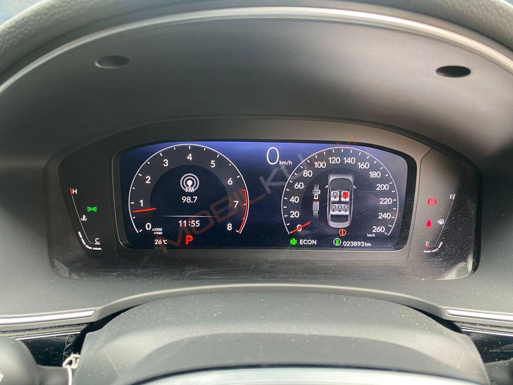 Mobil Honda Civic Sedan 2023