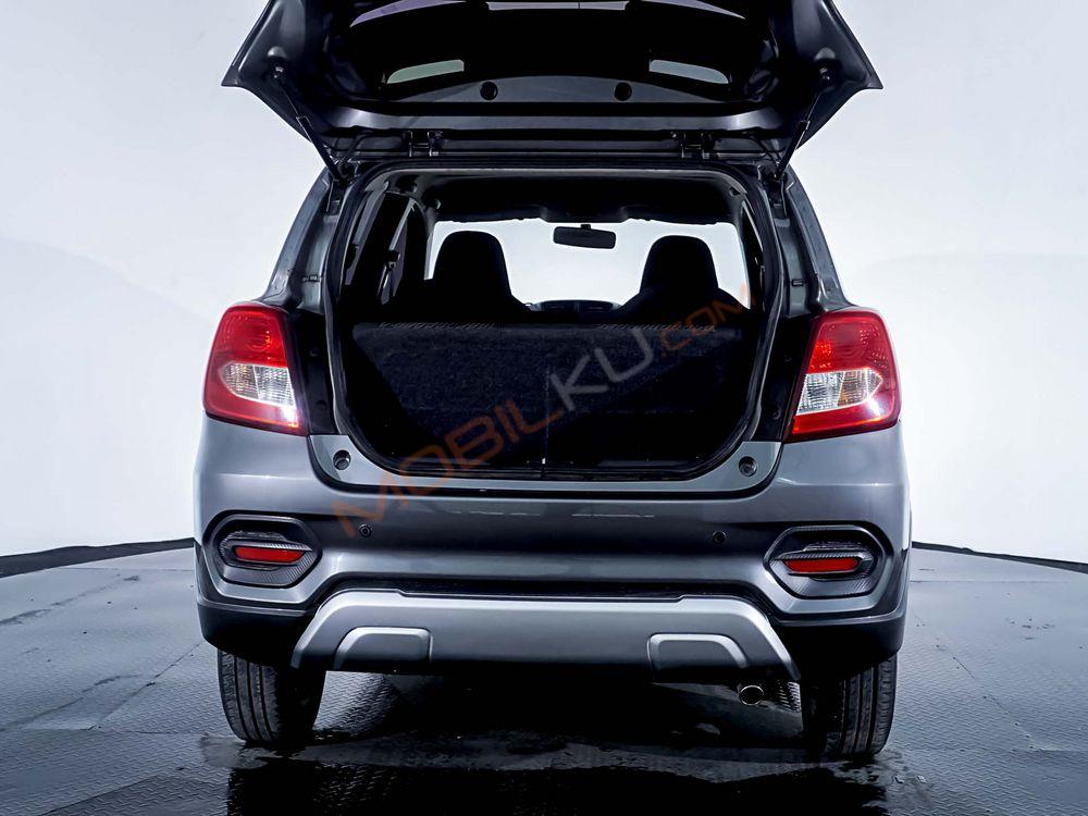 Mobil Datsun Cross 2018